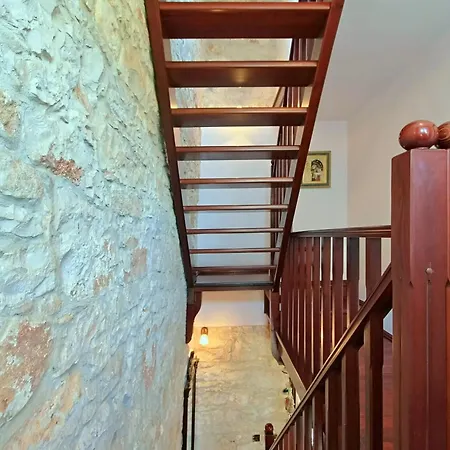 Rossa With Jacuzzi And Pool In Porec