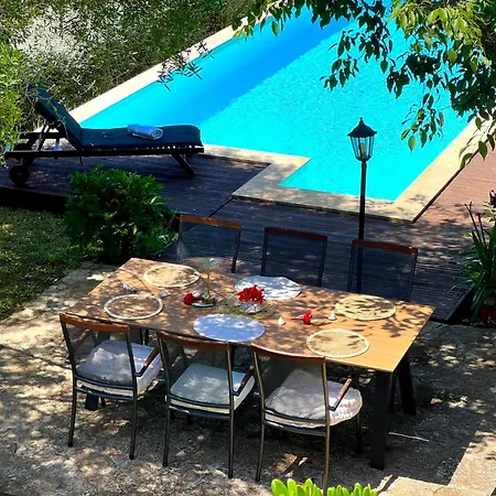 Nerina - Mediterranean Escape * Rošini