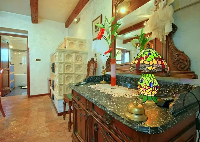 Rossa With Jacuzzi And Pool In Porec Vila Rosini